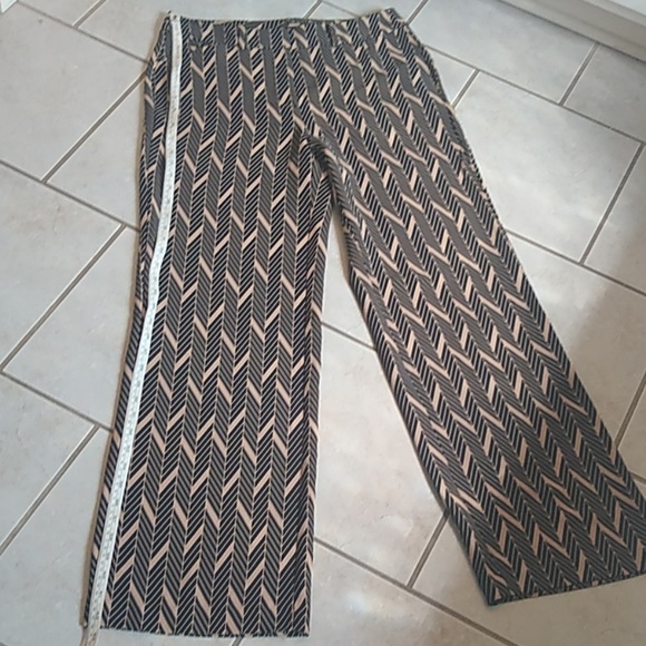 Chico's pants ❤️ - Picture 6 of 6